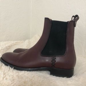 FRYE burgundy Chelsea boots size 8